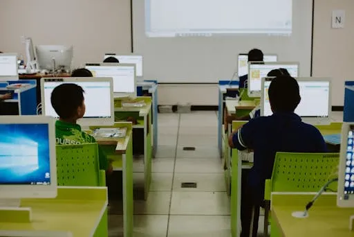 Manfaat Penggunaan Teknologi dalam Pendidikan